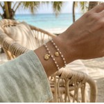 Pulseira pérolas pendente concha 